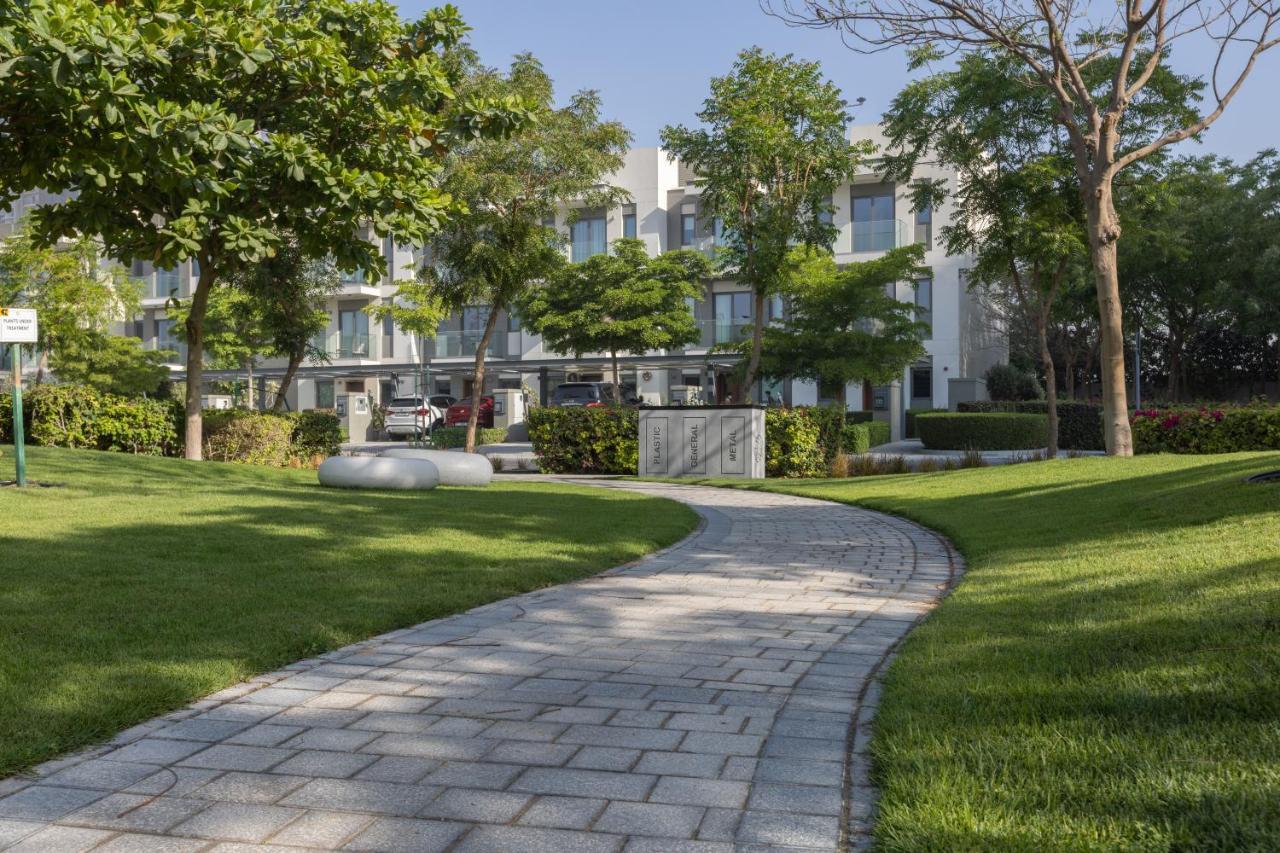 Stay By Latinem Luxury 2Br Holiday Home Cv B1309 Near Burj Khalifa Dubai Exterior photo